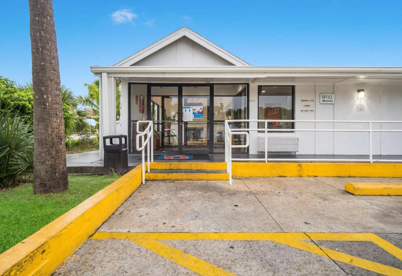 Motel 6-Fort Myers, Fl North Fort Myers Buitenkant foto